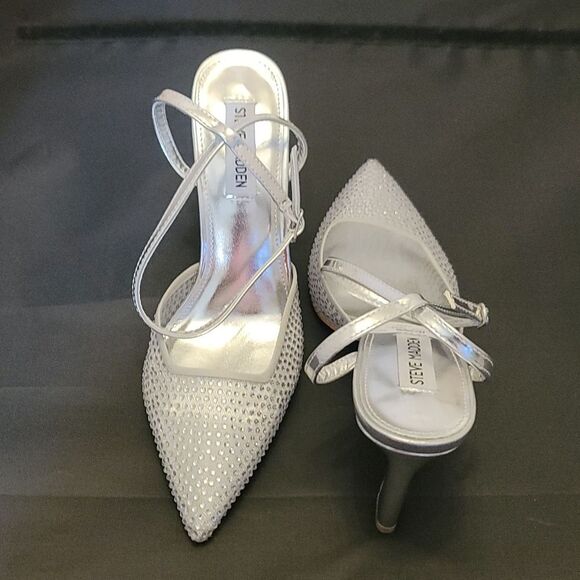 BRAND NEW STEVE MADDEN WOMEN'S RHINESTONE  HEEL PUMP - Picture 7 of 15